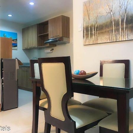 2 Bedroom Condo @ Midpoint Residences W/ City View Mandaue Esterno foto