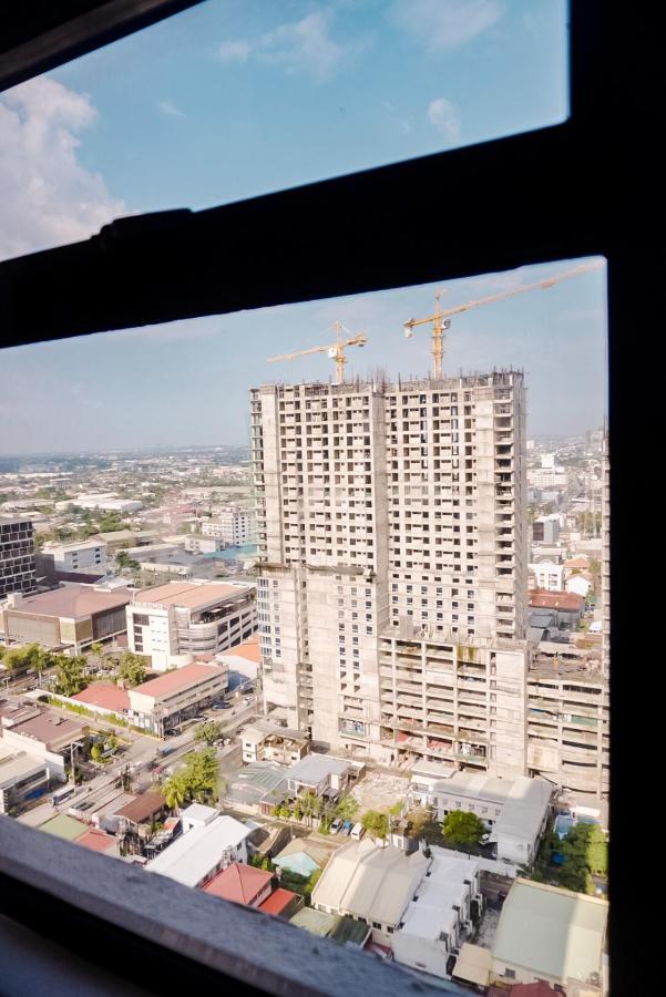 2 Bedroom Condo @ Midpoint Residences W/ City View Mandaue Esterno foto