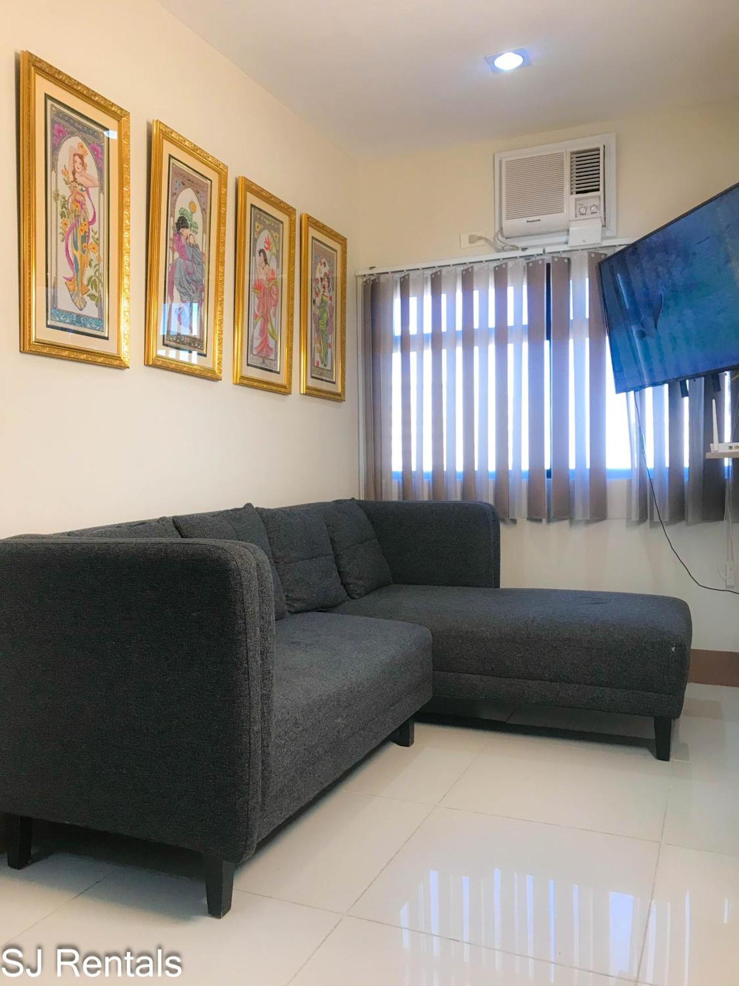 2 Bedroom Condo @ Midpoint Residences W/ City View Mandaue Esterno foto